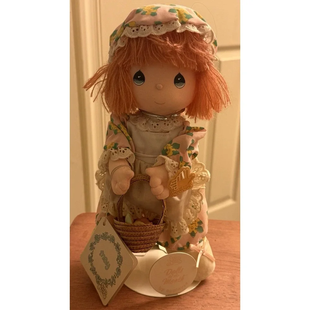 Vintage precious moments plush DOLL MANDY 16017 W/ Basket May 1987 With Stand